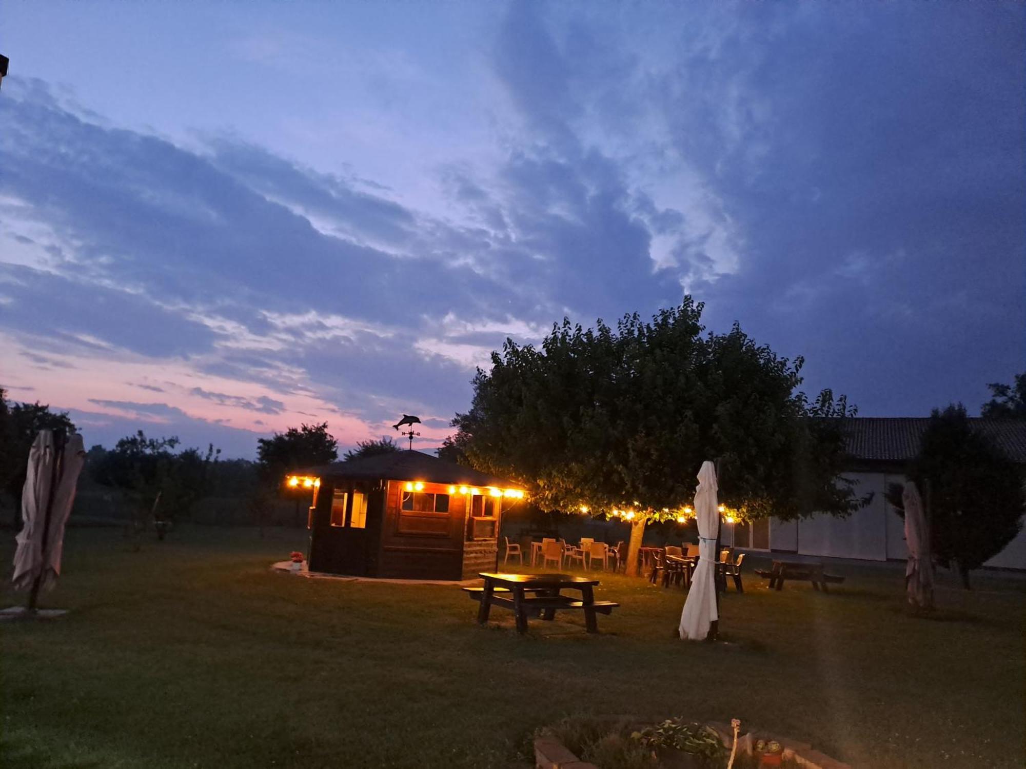Castello Di Godego Azienda Agrituristica Ai Prai מראה חיצוני תמונה